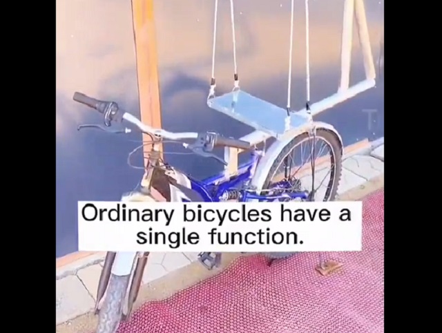 Велосипед с функцией качели