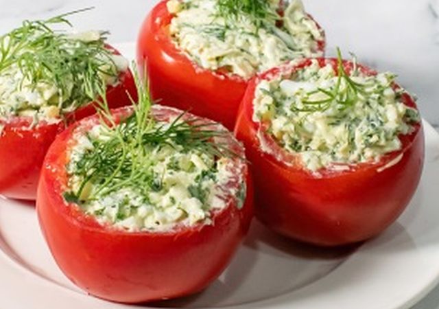 ТОП-10 вкусных, быстрых и простых закусок на новогодний стол (10 фото) ТОП-10 вкусных, быстрых и простых закусок на новогодний стол (10 фото)