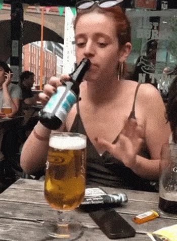 Пивная трагедия девушки в баре