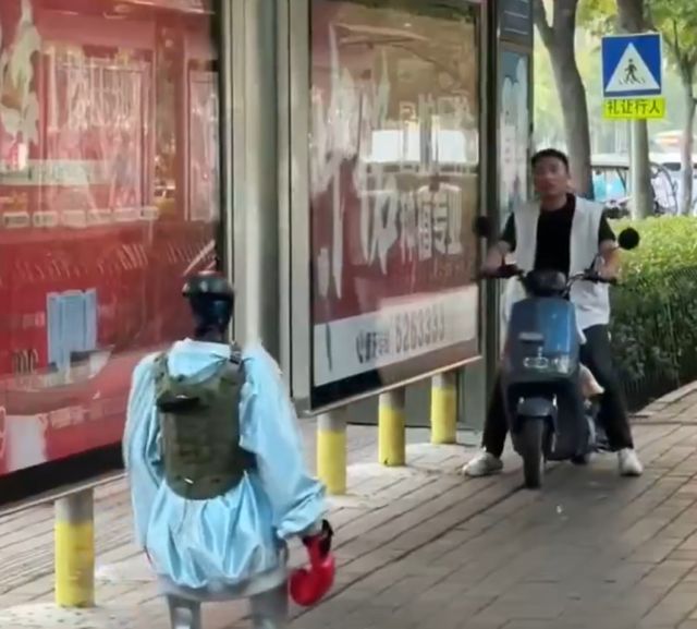 В Китае появились роботы-гопники