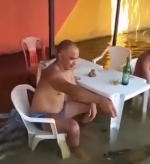 Пиво с рыбкой