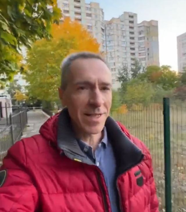 Мужчина сдал квартиру интеллигенту с депрессией и вот, что из этого вышло Мужчина сдал квартиру интеллигенту с депрессией и вот, что из этого вышло