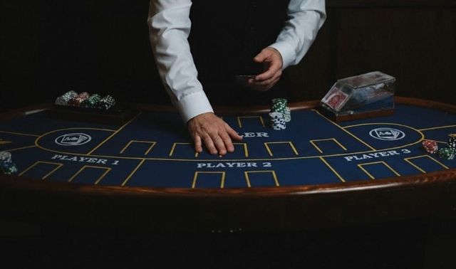 Эдуард Лебедев: как казино на Кипре готовится к открытию дверей Эдуард Лебедев: как казино на Кипре готовится к открытию дверей