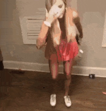 Блондинка исполнила смертельный номер