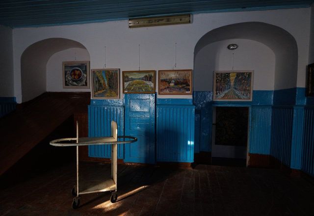 Белорус купил дурдом за 7 800 рублей и переехал туда жить