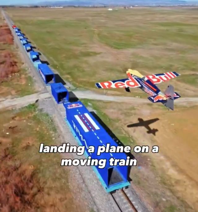 Итальянский пилот-каскадер