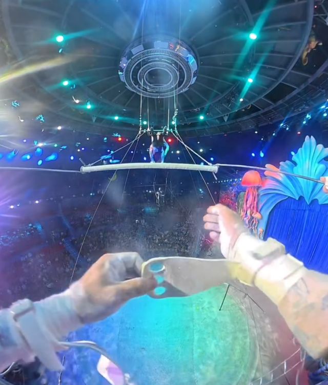 О чем мечтают акробаты в цирке