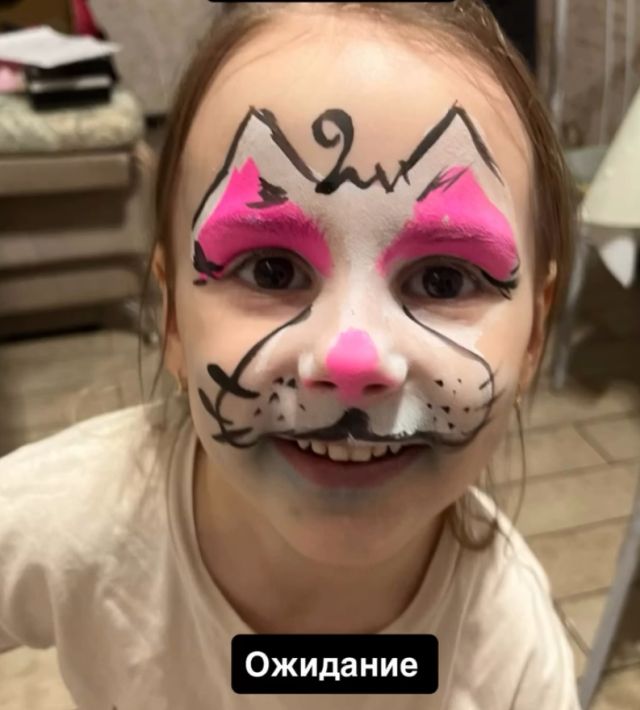 Когда попросили папу сделать дочке аквагрим