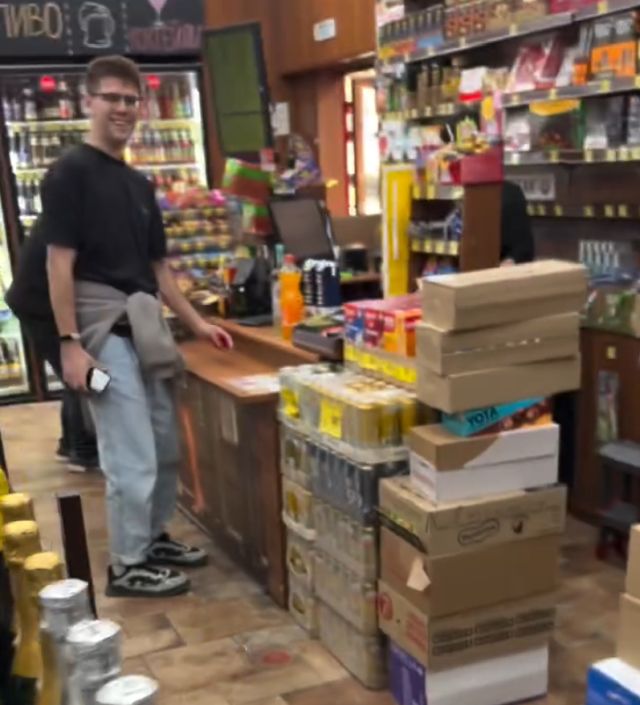 Весна, обстановка в российских алкомаркетах