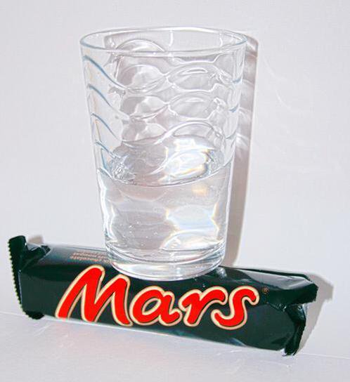 NASA нашло прямые доказательства существования жидкой воды на Марсе (2 фото...